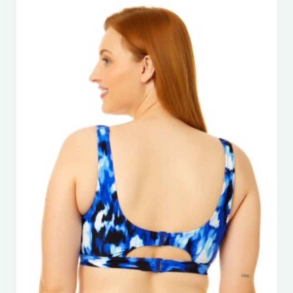 Time and Tru Blue and White Keyhole Swimsuit Top - Picture 2 of 10